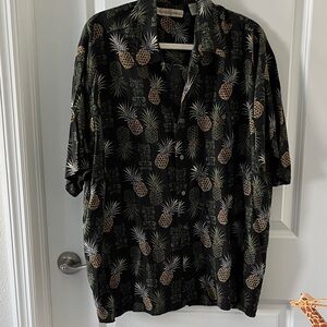 Munsingwear VTGTropical Pineapple Print Short-Sleeve Button-Down Shirt - Black